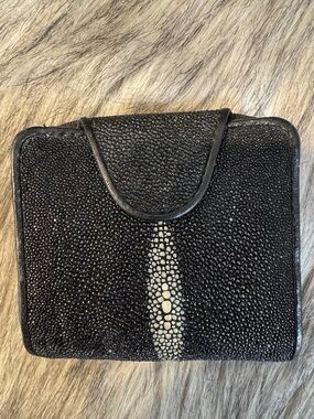 Vintage Sting Ray Fish Black Leather Bifold Wallet
